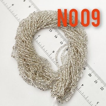 No: 009 Kare Delik Kristal Gümüş Preciosa Dizi Kum Boncuk 11/0