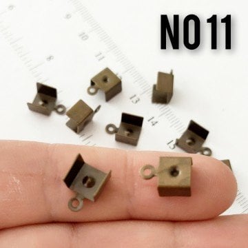 No: 11 Antik Renk Pirinç Dikdörtgen Deri Kapama 8 mm
