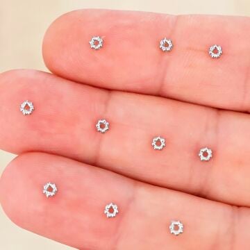 ÇLB-34 A Kalite Gümüş Renk 316L Çelik Çiçek Ara Boncuk 3 mm (10 adet)