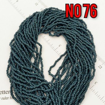 No: 076 Mat (opak) Koyu Yeşil Preciosa Dizi Kum Boncuk 11/0