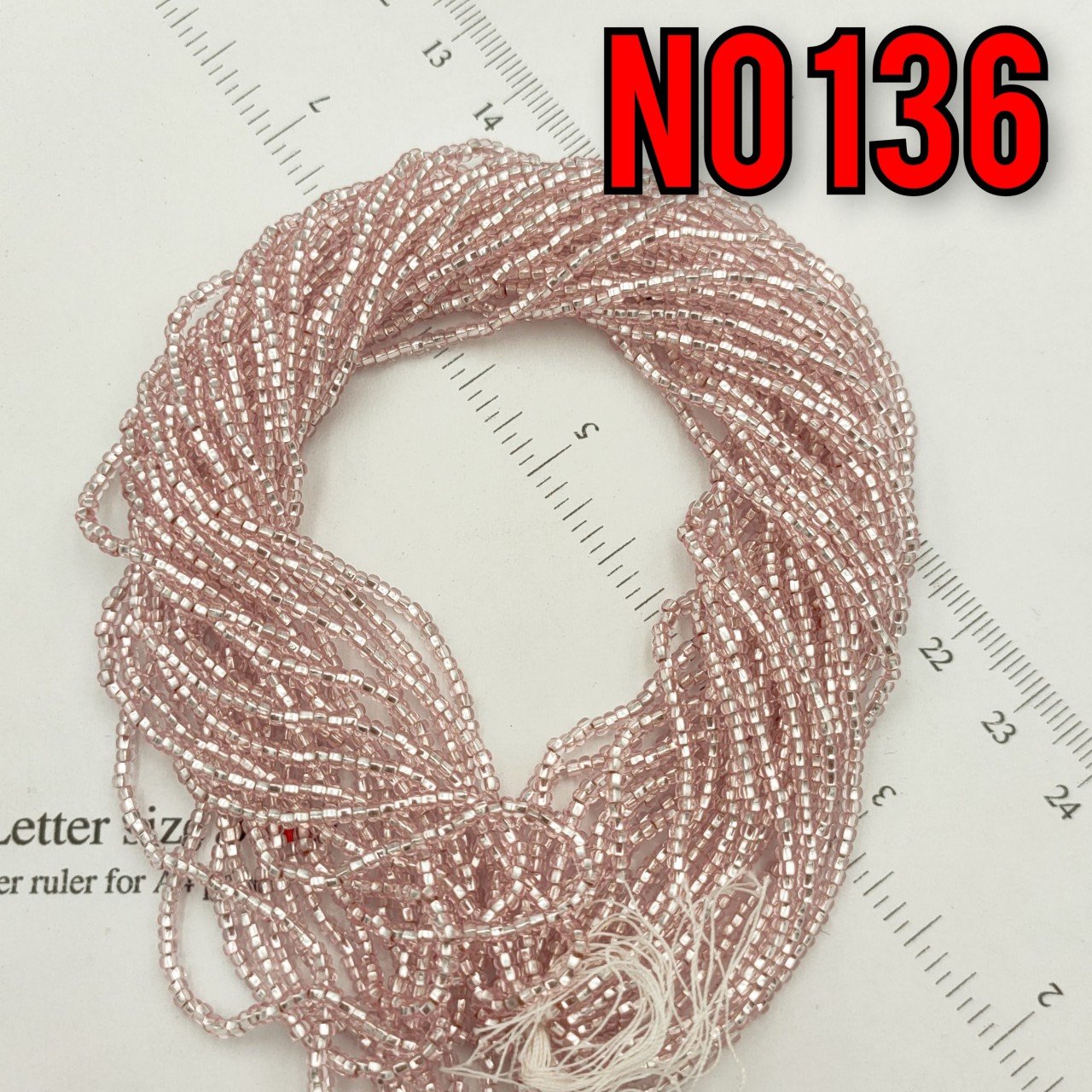 No: 136 Kare Delik Açık Pembe Preciosa Dizi Kum Boncuk 11/0
