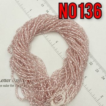 No: 136 Kare Delik Açık Pembe Preciosa Dizi Kum Boncuk 11/0