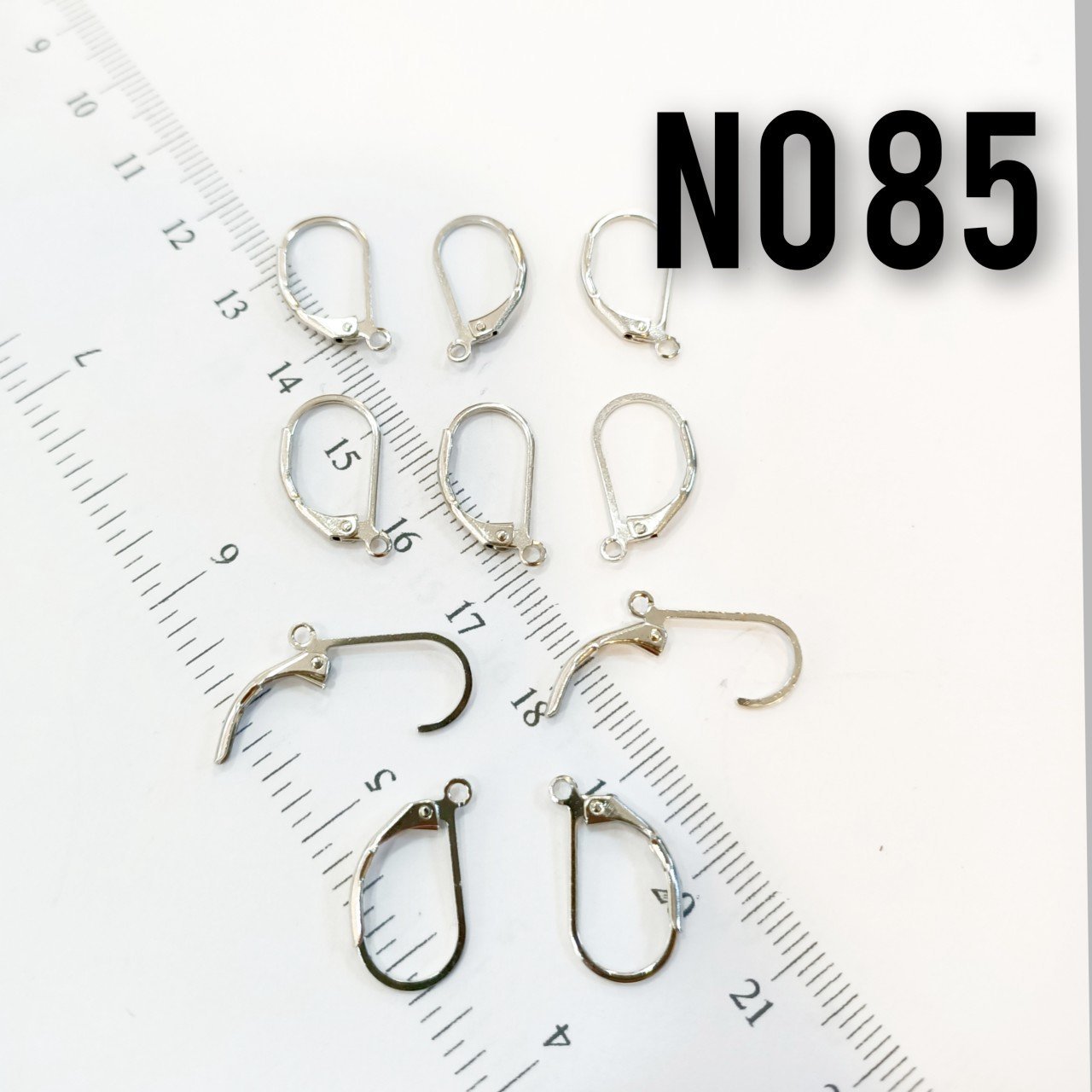 No : 85 Gümüş Renk Armut Pirinç Küpe Klipsi