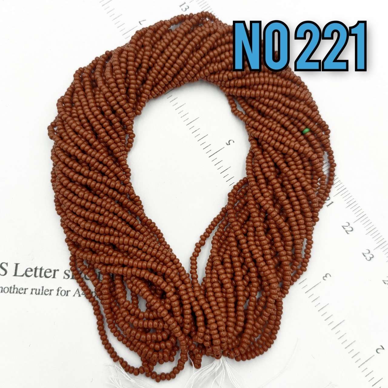 No: 221 Tam Mat (opak) Bordo - Kahve Preciosa Dizi Kum Boncuk 11/0