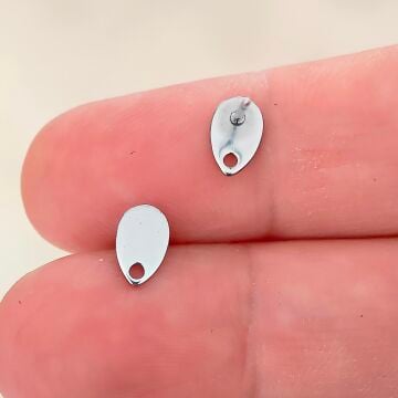 ÇLK-106 A Kalite Gümüş Renk 316L Cerrahi Çelik Damla Küpe Çivisi 8*5 mm