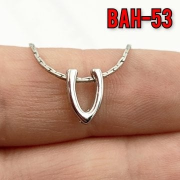 BAH-53 Rodyum Kaplama V Harfi Boncuk