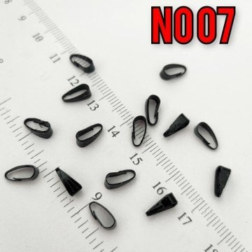 No : 07 Siyah Renk Kolye Mengeç