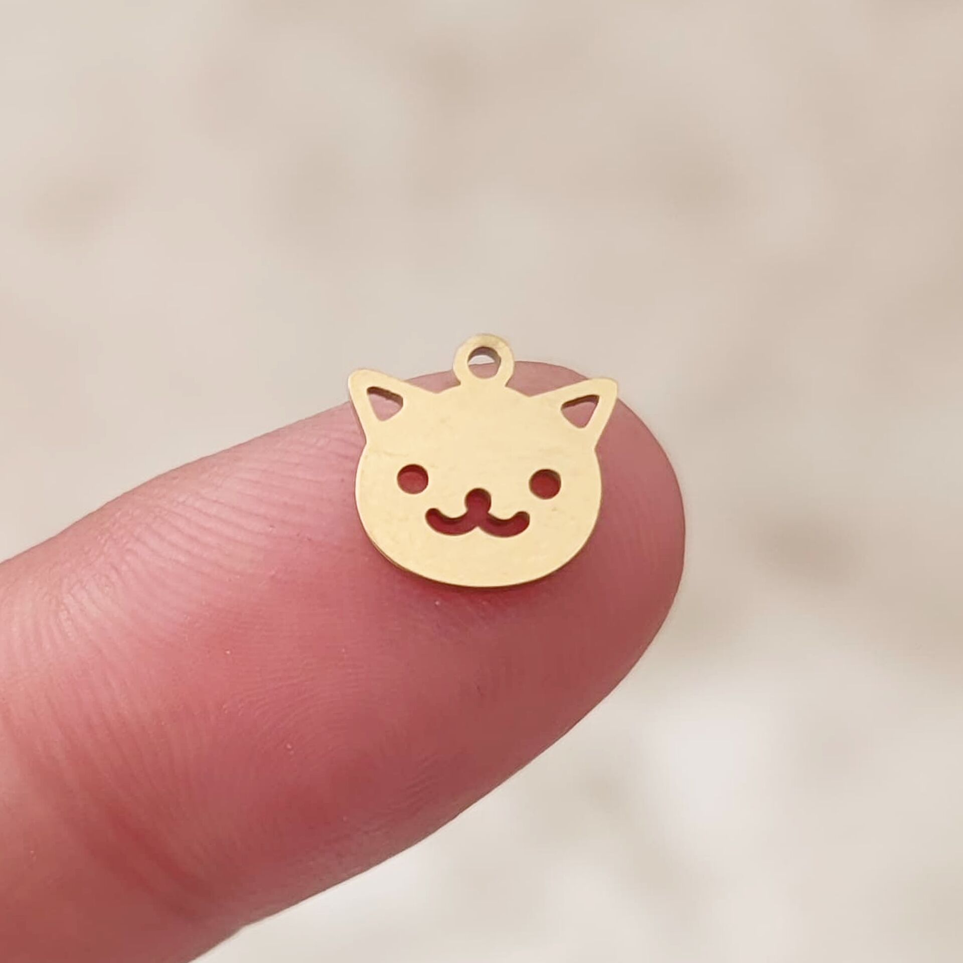 ÇLS-34 A Kalite Kaplama Altın Renk 316L Cerrahi Çelik Mini Kedi Sallantı