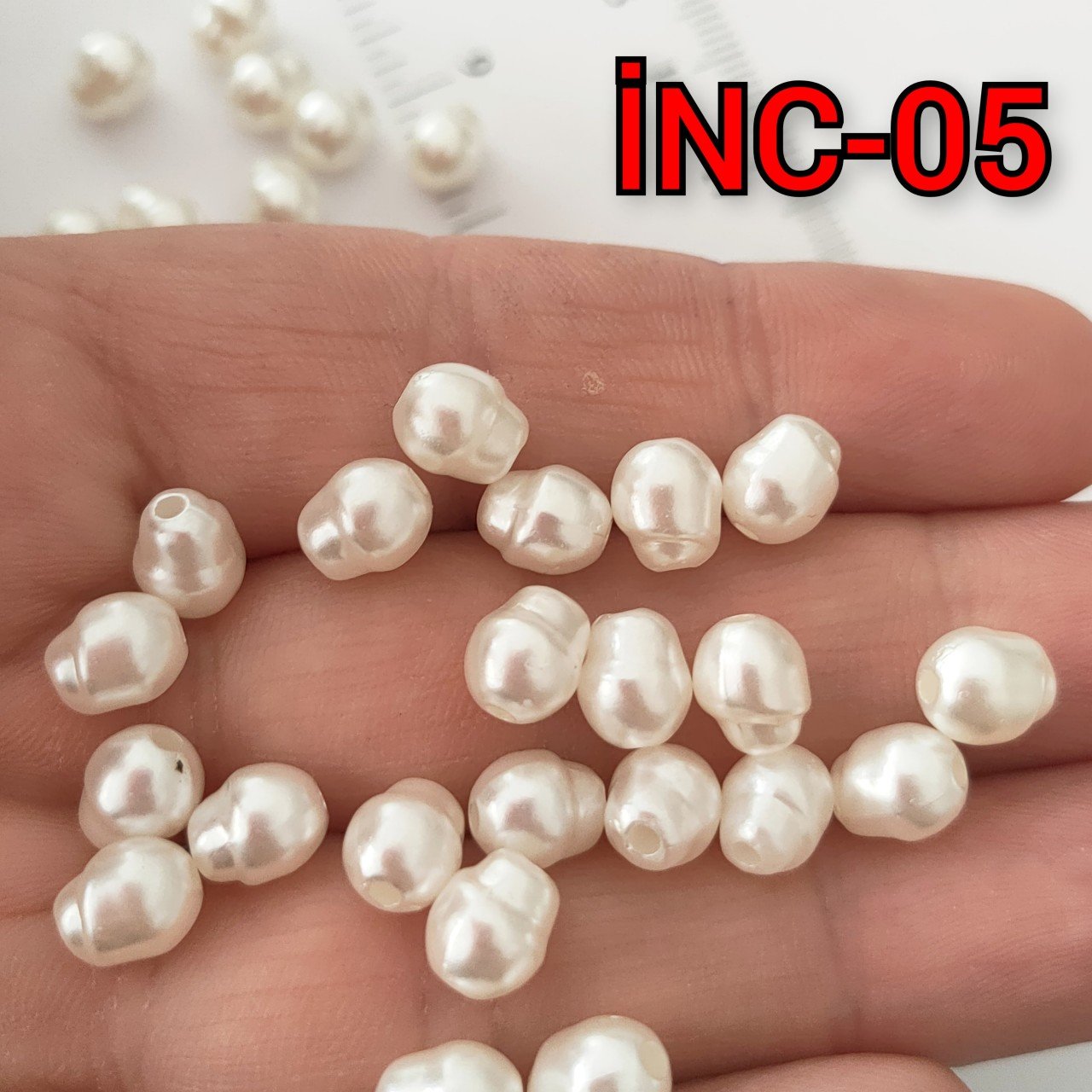 İNC-05 Krem Renk Barok İnci 6.4*7.6 mm