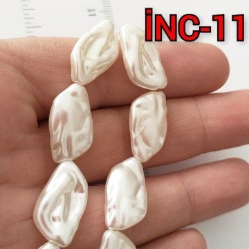 İNC-11 Krem Renk Barok İnci 11.4*20.4 mm