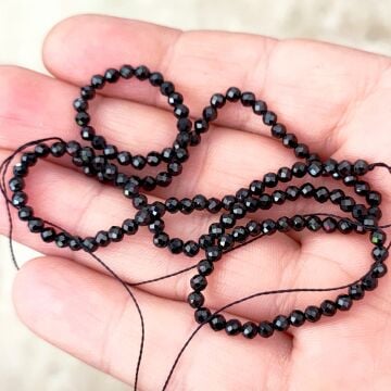 DT-144 Zirkon Fasetli Dizi Doğal Taş Siyah Renk 3 mm